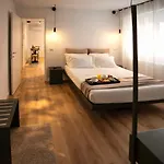 Residenza Ximenes Hub *